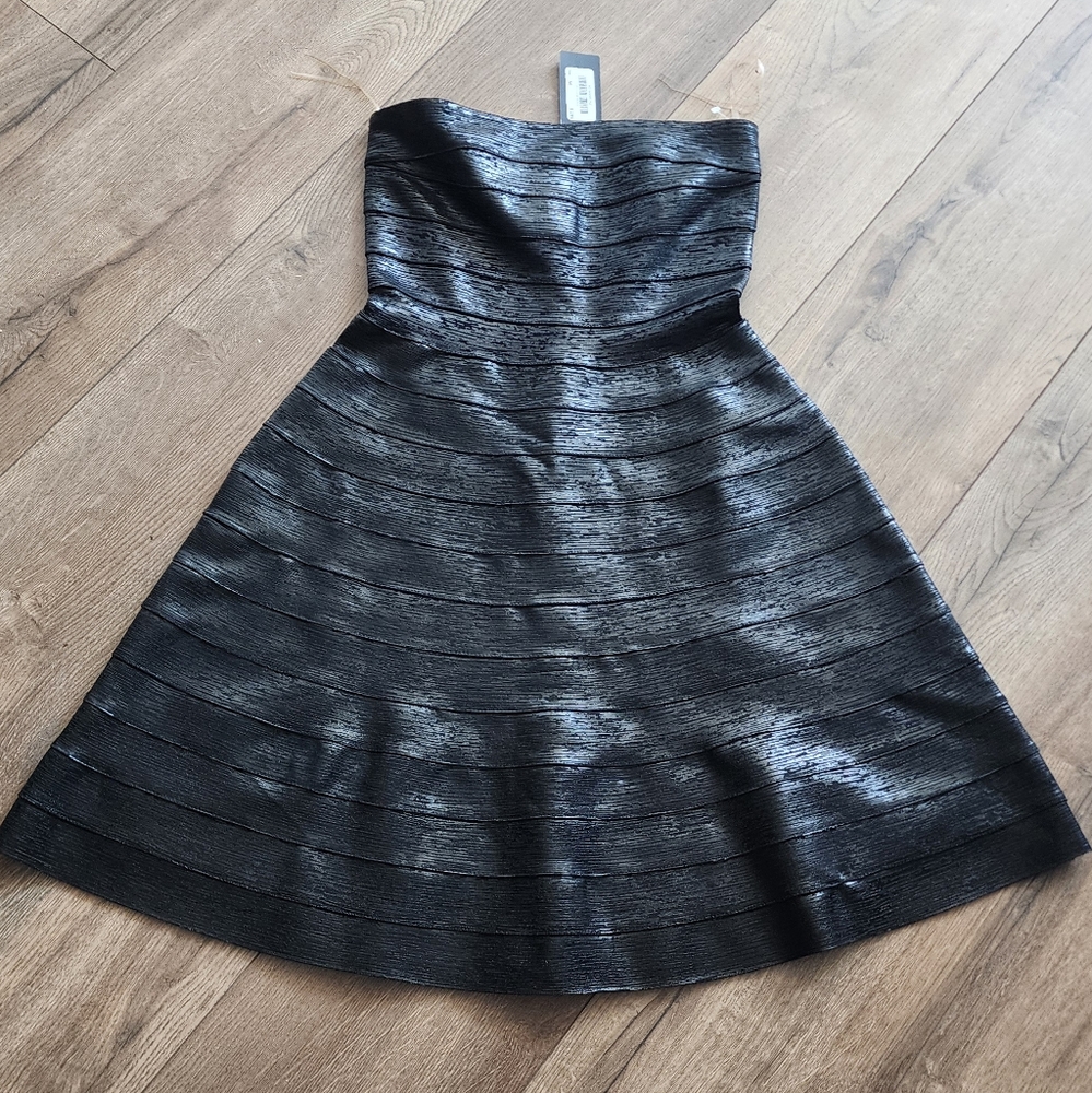 NWT Bandage Aline mini dress in shiny black size M
